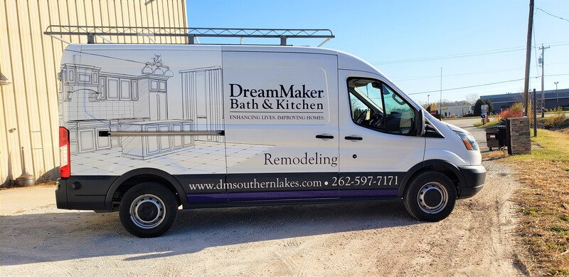 Commercial Vehicle Graphics DreamMakers Installation Vinyl Application Racine Wisconsin