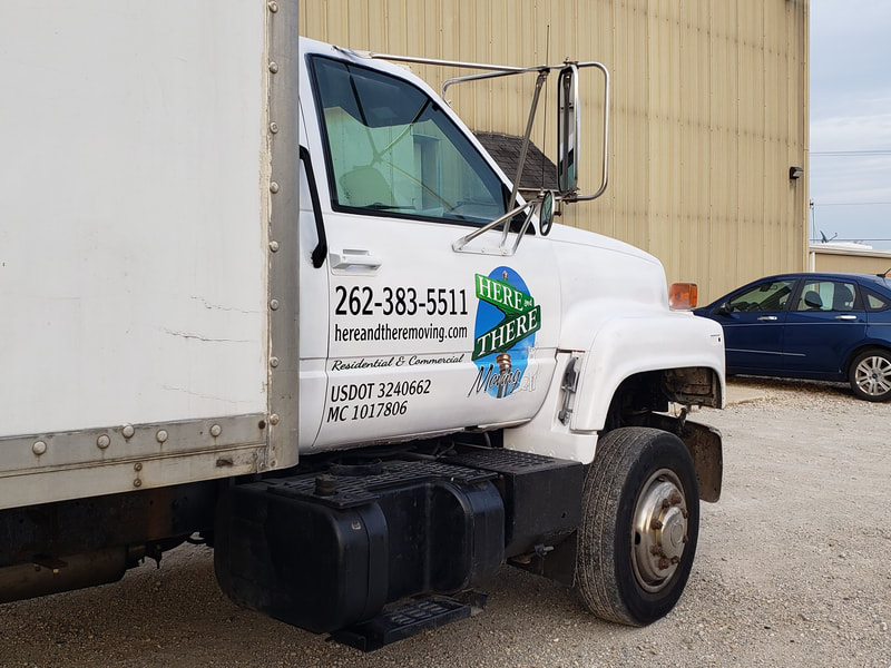 Semi Trailer Vehicle Graphic Installation US DOT Lettering Door Logo Racine Wisconsin (7)